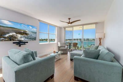Isla Del Sol Top Floor Bahia Vista 541 Isla Del Sol Top Floor Bahia Vista 541