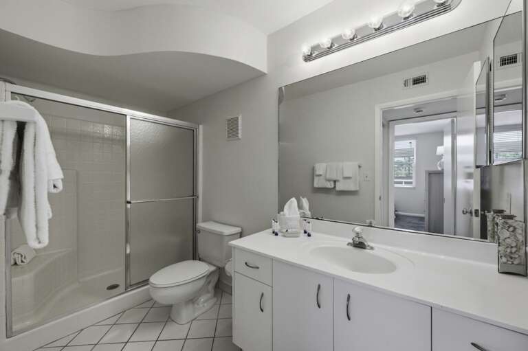 27-web-or-mls-6085 Bahia Del Mar Cir #469-30.jpg