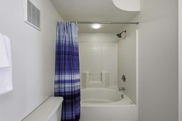 21-web-or-mls-6085 Bahia Del Mar Cir #469-24.jpg