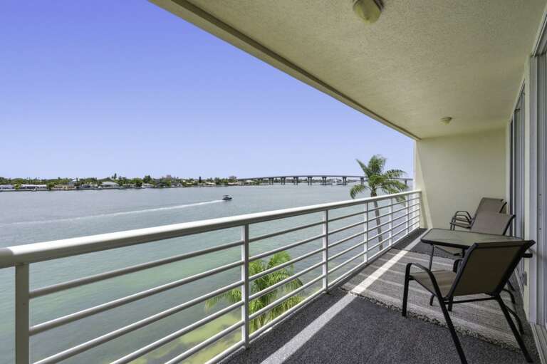 29-web-or-mls-6085 Bahia Del Mar Cir #469-32.jpg