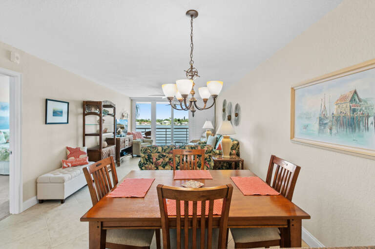 10-web-or-mls-6083 Bahia Del Mar #363-1176.jpg