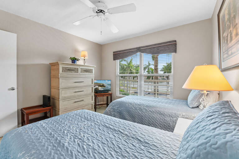 16-web-or-mls-6083 Bahia Del Mar #363-1211.jpg