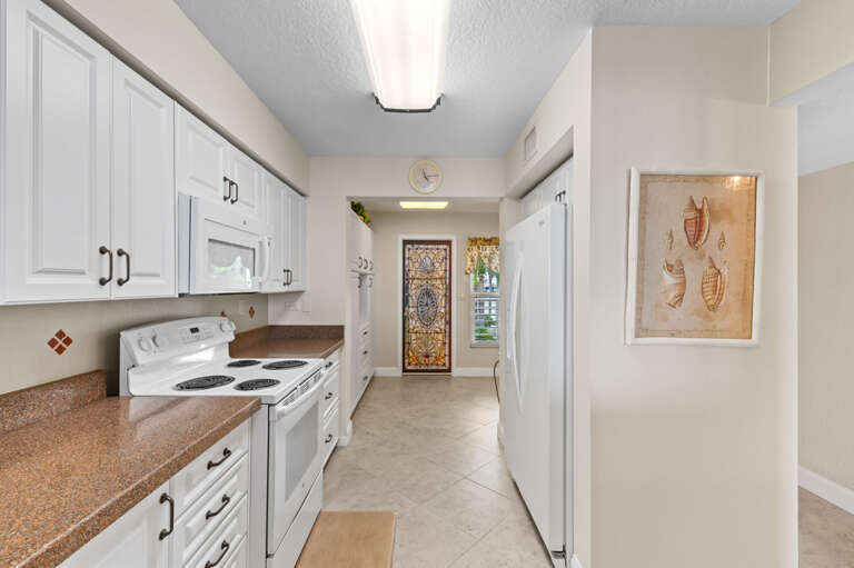 13-web-or-mls-6083 Bahia Del Mar #363-1196.jpg