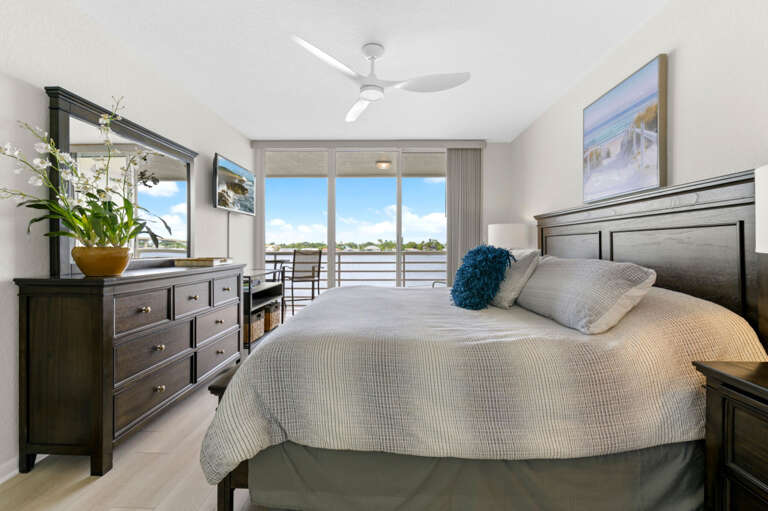 21-web-or-mls-6083 Bahia Del Mar Cir# 360-2764.jpg 21-web-or-mls-6083 Bahia Del Mar Cir# 360-2764.jpg