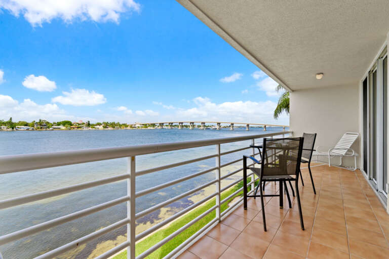 27-web-or-mls-6083 Bahia Del Mar Cir# 360-2789.jpg 27-web-or-mls-6083 Bahia Del Mar Cir# 360-2789.jpg