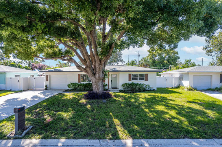 3-web-or-mls-7664 115th St--6.jpg