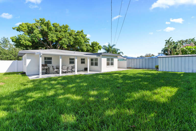 39-web-or-mls-7664 115th St--3.jpg