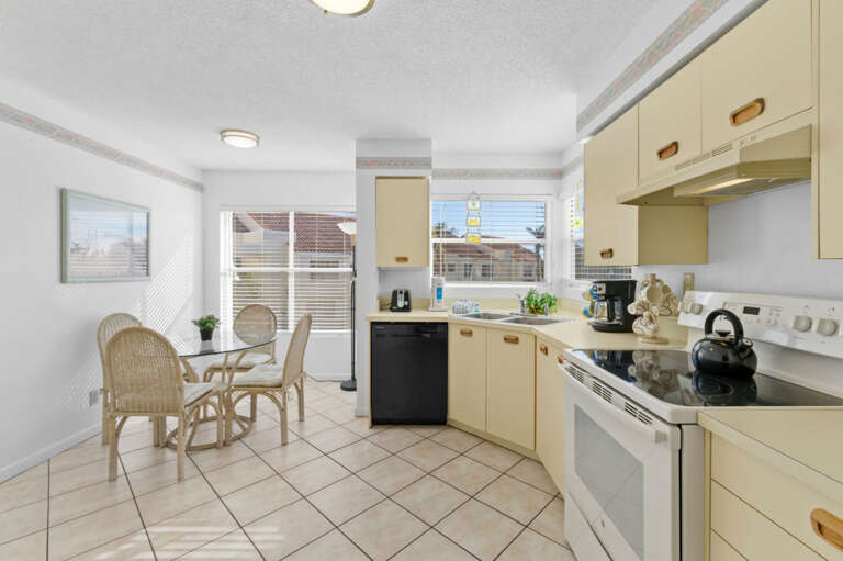 12-web-or-mls-6161 Bahia Del Mar Blvd #231-18.jpg