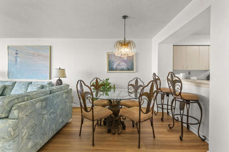 8-web-or-mls-6061 Bahia Del Mar Cir #543-20.jpg