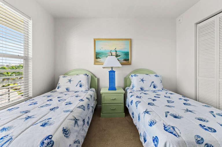 25-web-or-mls-6061 Bahia Del Mar Cir #543-35.jpg