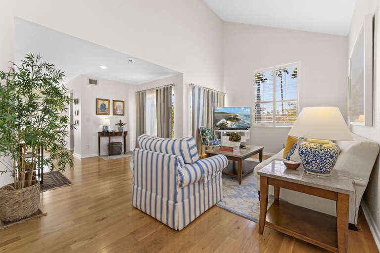 2-web-or-mls-6106 Mirada Cir-1.jpg 2-web-or-mls-6106 Mirada Cir-1.jpg