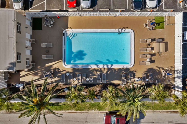 29-web-or-mls-14001 Gulf Blvd #304-28.jpg 29-web-or-mls-14001 Gulf Blvd #304-28.jpg