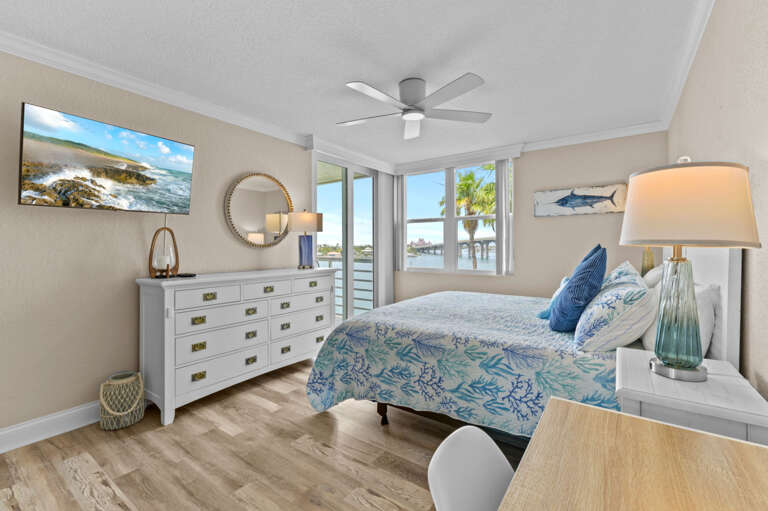 18-web-or-mls-5901 Bahia Del Mar Cir # 520-18.jpg