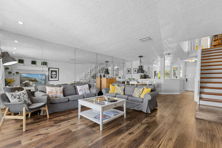 7-web-or-mls-6290 Bahia Del Mar Cir #10-6.jpg