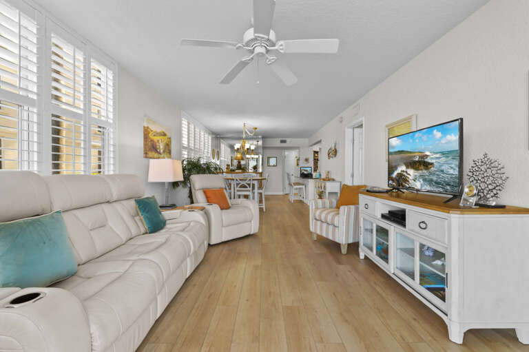 5-web-or-mls-6085 Bahia Del Mar Cir Apt 172-5.jpg 5-web-or-mls-6085 Bahia Del Mar Cir Apt 172-5.jpg