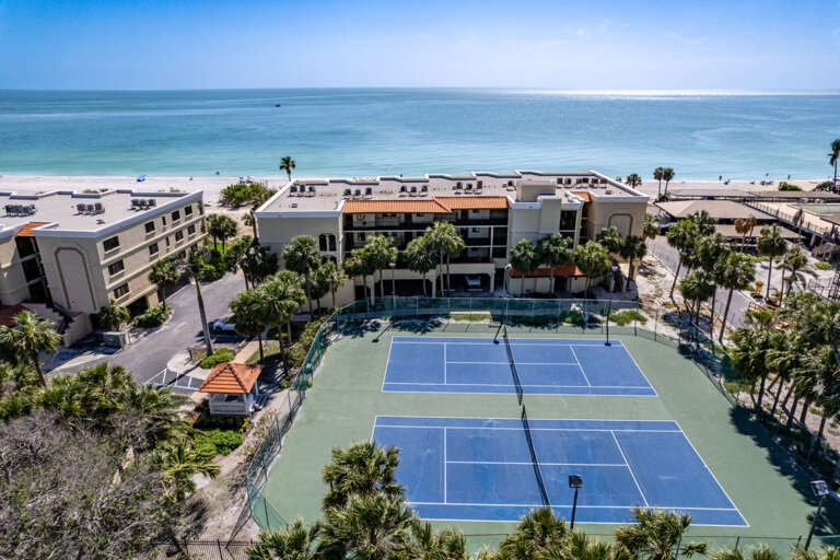 37-web-or-mls-7537 Bayshore Dr #302-19.jpg