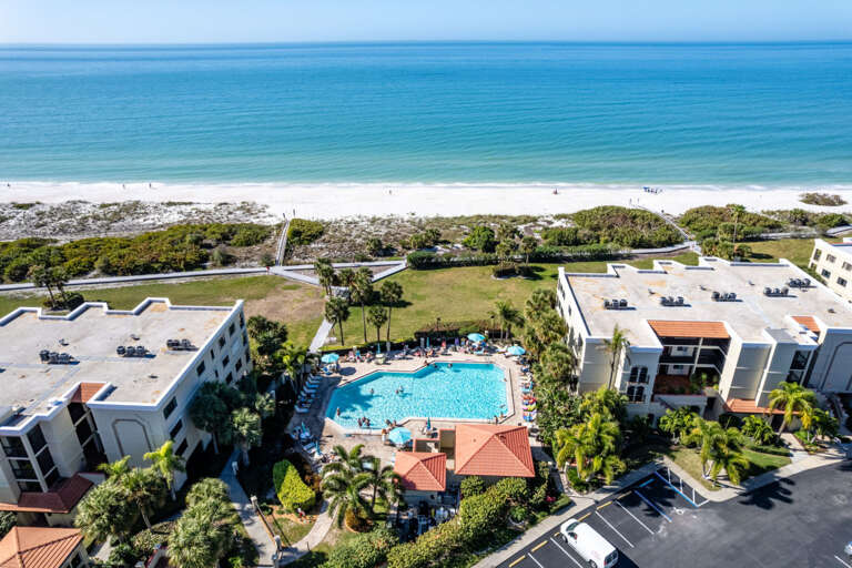 28-web-or-mls-7537 Bayshore Dr #302-7.jpg