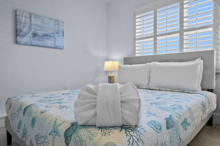 11-web-or-mls-600 71st Ave Apt 3 - Export-14.jpg