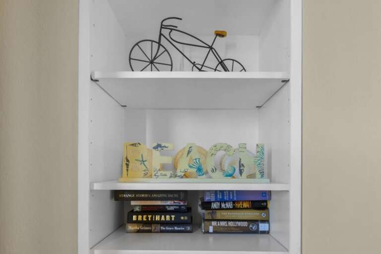 Book Shelf
