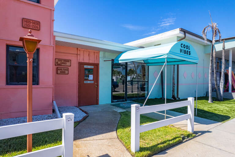 24-web-or-mls-6800 Sunset Way #1503-32.jpg