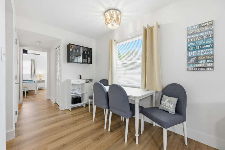 6-web-or-mls-9715 Harrell Ave # 1-25.jpg