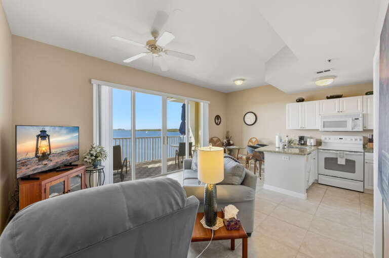 2-web-or-mls-8800 Bay Pines Blvd unit 419-10-1.jpg 2-web-or-mls-8800 Bay Pines Blvd unit 419-10-1.jpg