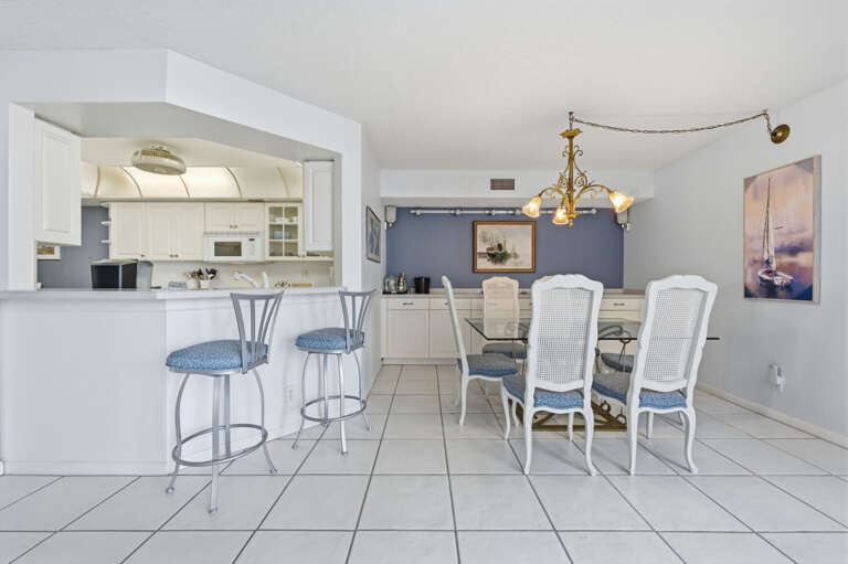 7-web-or-mls-5825 La Puerta Del Sol Blvd S #270-11.jpg