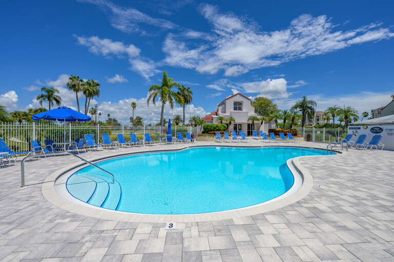 39-web-or-mls-6061 Bahia Del Mar Blvd #112-5.jpg