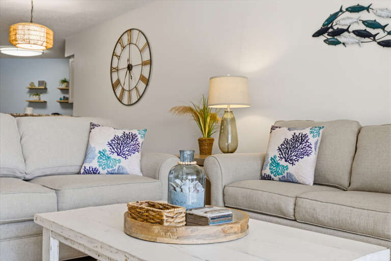 9-web-or-mls-6061 Bahia Del Mar Blvd #112-39.jpg