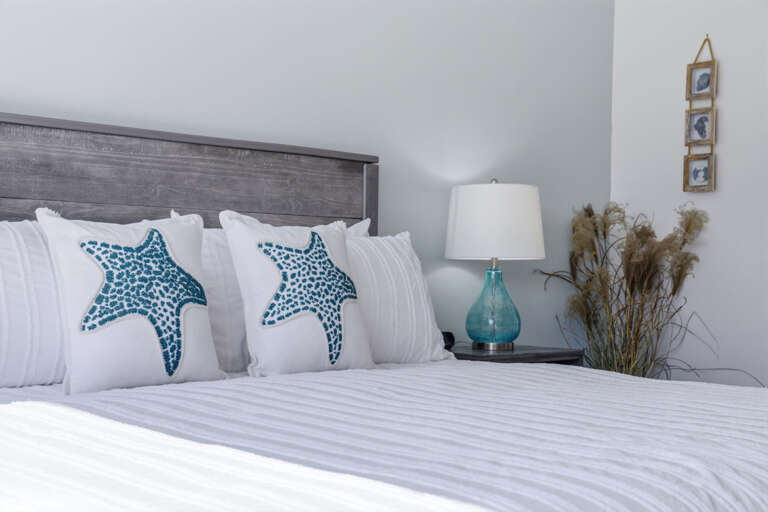 25-web-or-mls-6061 Bahia Del Mar Blvd #112-41.jpg