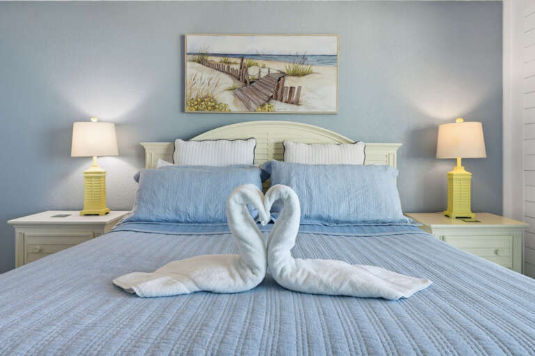 21-web-or-mls-5901 Bahia Del Mar Cir #519-23.jpg