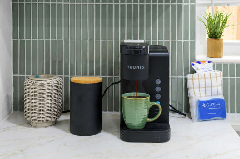 22-web-or-mls-8256 Lark St-54.jpg