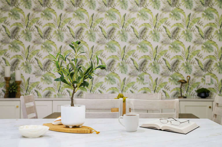 19-web-or-mls-8256 Lark St-49.jpg