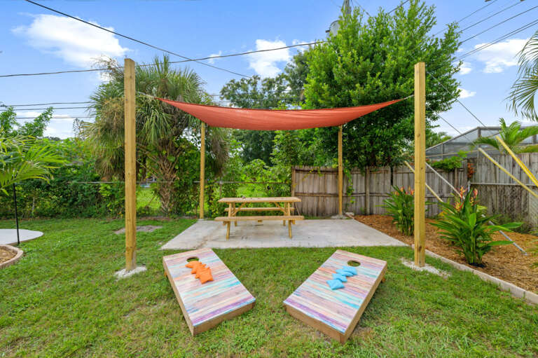 59-web-or-mls-8256 Lark St-12.jpg