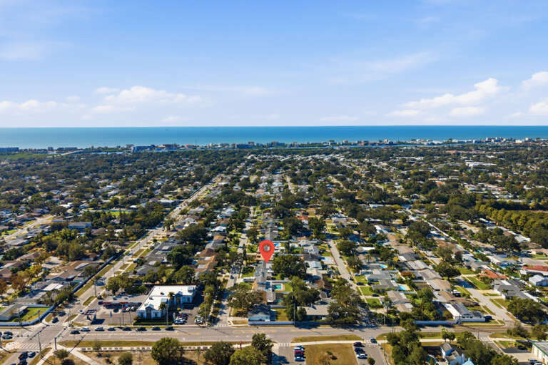 66-web-or-mls-13189 87th Ave-5.jpg