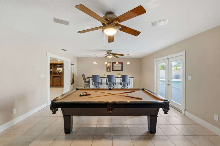 8-web-or-mls-13189 87th Ave-41.jpg