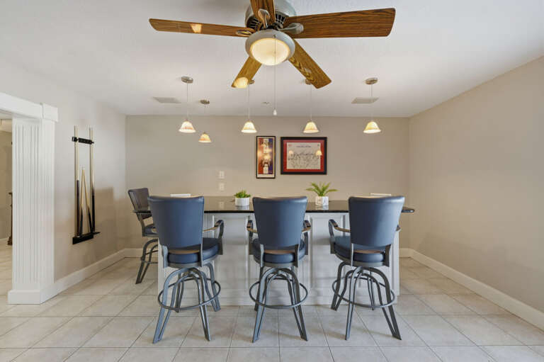 9-web-or-mls-13189 87th Ave-39.jpg