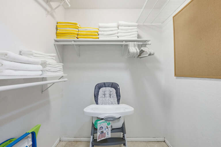 30-web-or-mls-13189 87th Ave-51.jpg