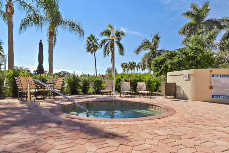 Vista Verde North Hot Tub