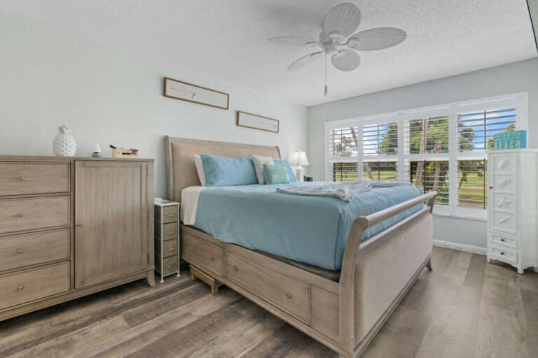 Master Bedroom w/ King Bed