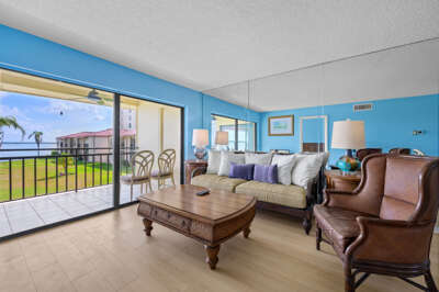 3-web-or-mls-6177 Sun Blvd #215-14.jpg