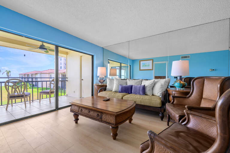 2-web-or-mls-6177 Sun Blvd #215-19.jpg