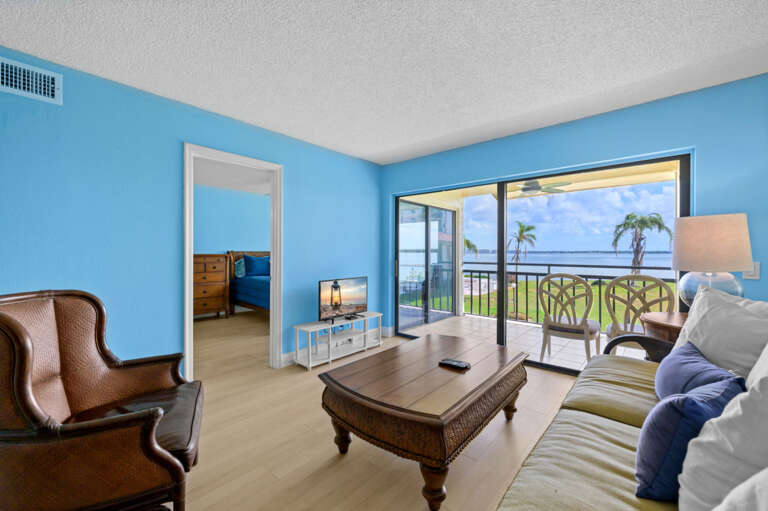 4-web-or-mls-6177 Sun Blvd #215-15.jpg