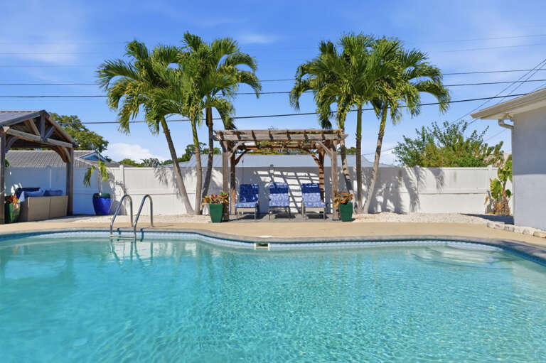 56-web-or-mls-13189 87th Ave-31.jpg