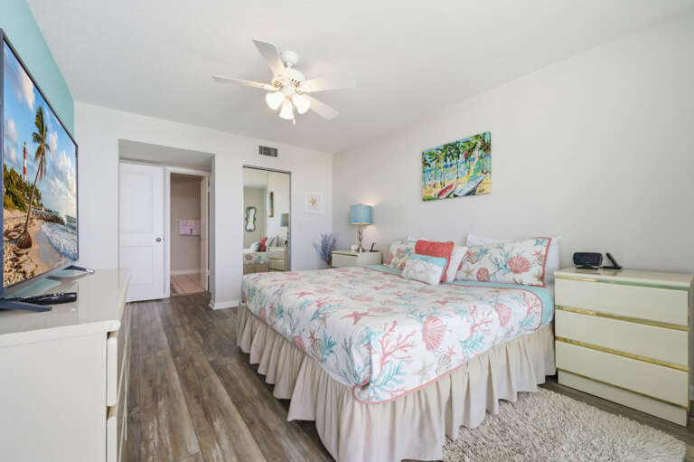 22-web-or-mls-5701 Bahia Del Mar Cir #507-6.jpg
