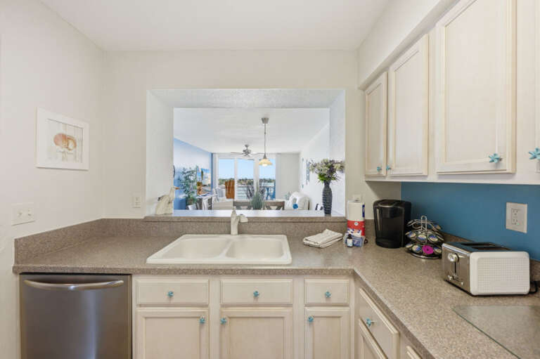 15-web-or-mls-5701 Bahia Del Mar Cir #507-7.jpg