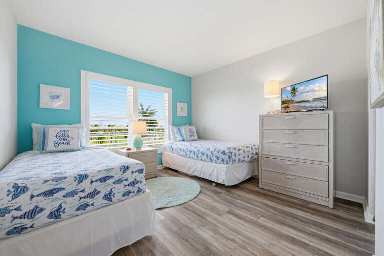 27-web-or-mls-5701 Bahia Del Mar Cir #507-8.jpg