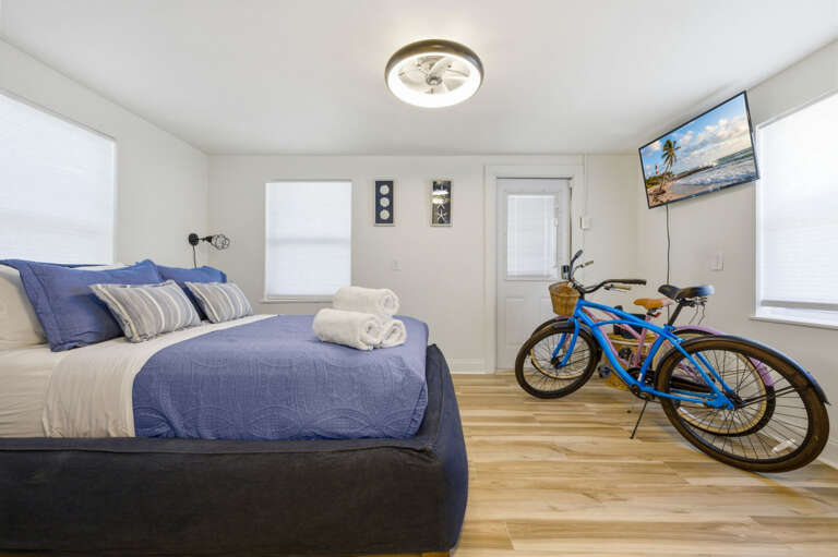 13-web-or-mls-126 119th Ave-9.jpg