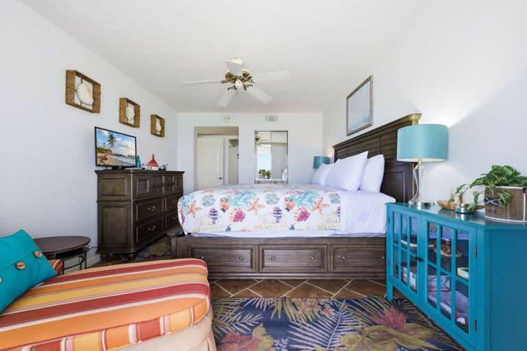 18-web-or-mls-5801 Bahia Del Mar Cir #115-14.jpg