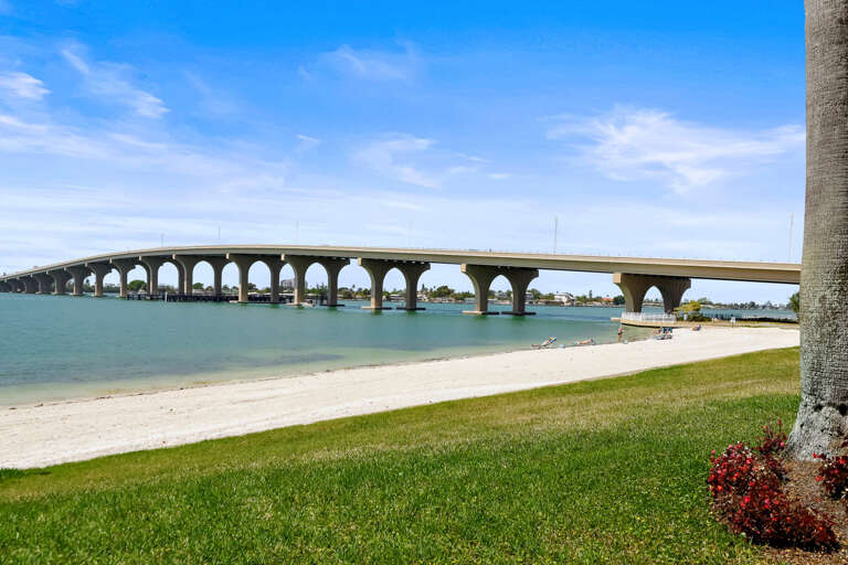 35-Bridge 3.jpg